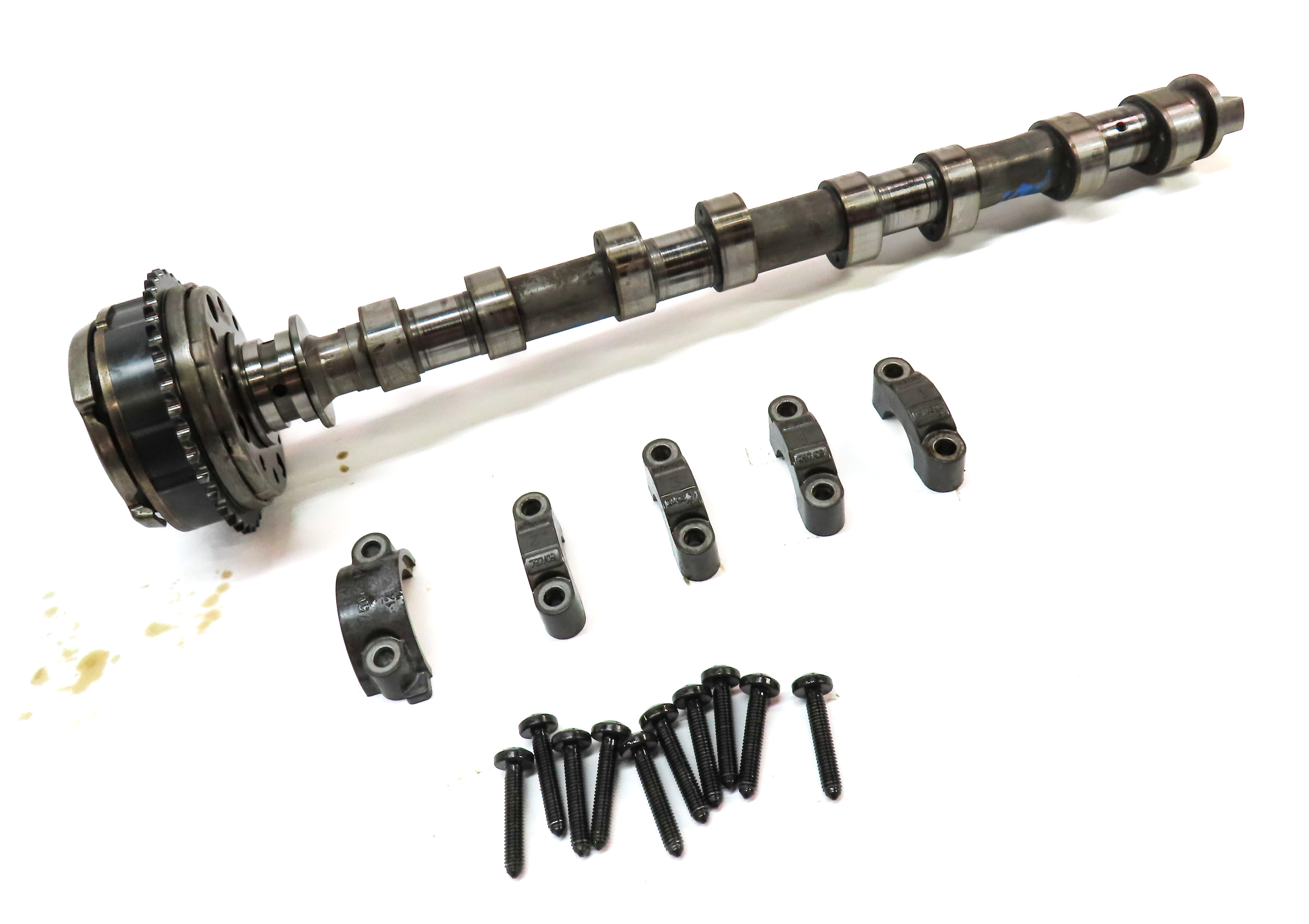 12-18 BMW 228i 320i 328i 428i 528i X1 X3 X5 2.0L N20 N26 INTAKE CAMSHAFT w/ CAPS — exact item pictured